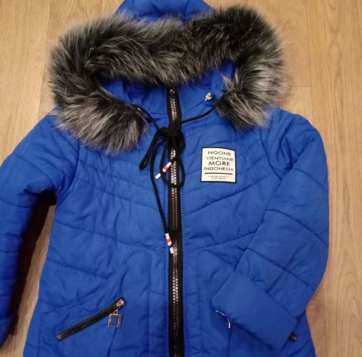 Зимова куртка на зріст 134