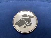 Значок, эмблема на решетку VW Golf Rabbit, тюнинг шильдик Кролик