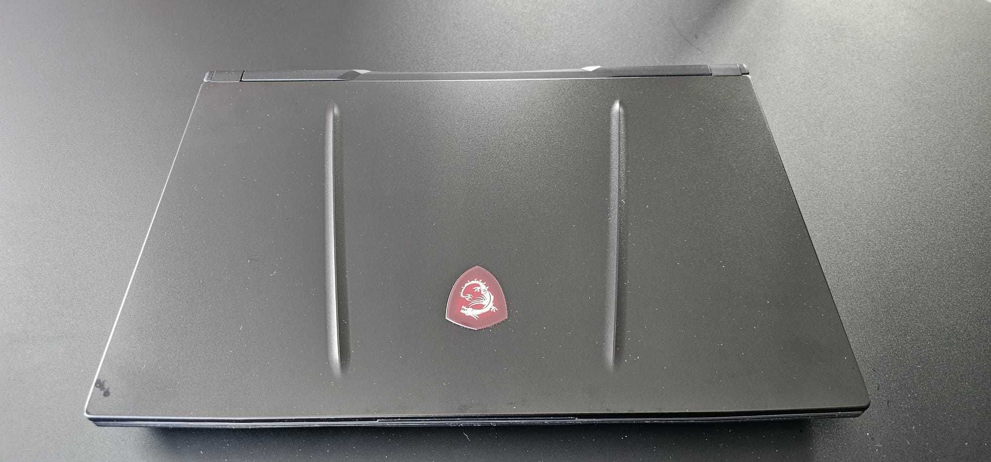 Laptop MSI dysk 250 GB