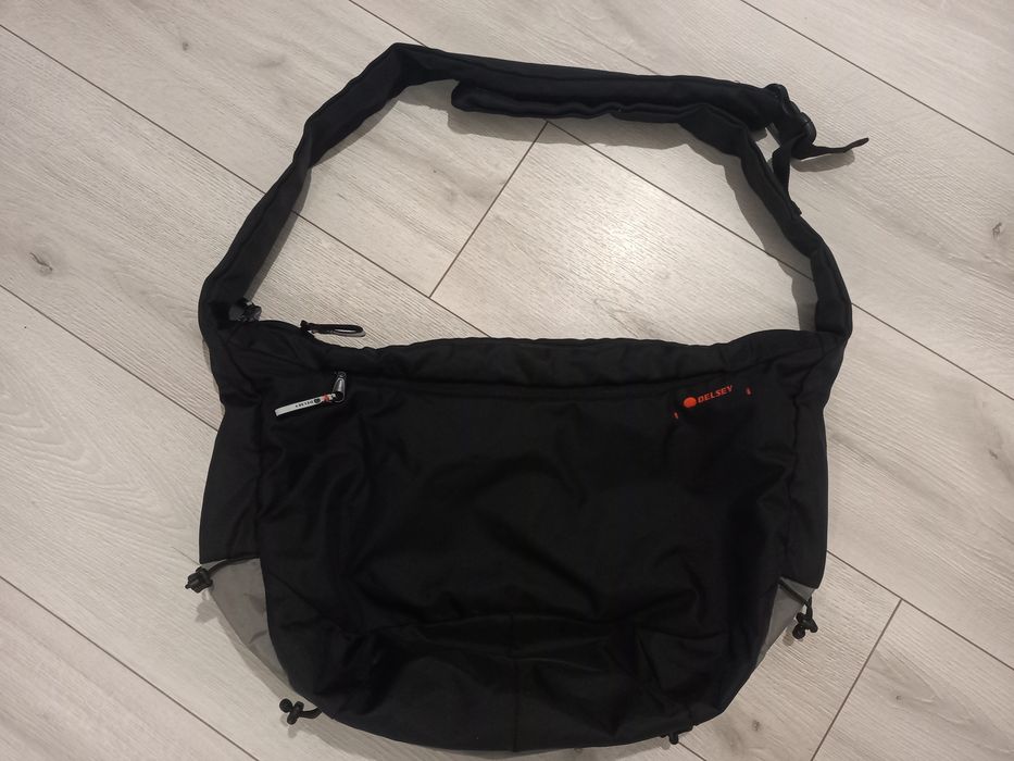 Сумка бананка через плече DELSEY