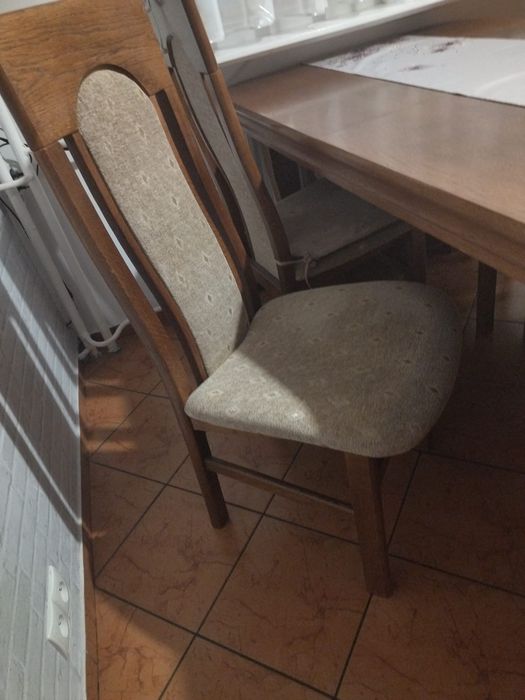 Stół dębowy+krzesła komplet