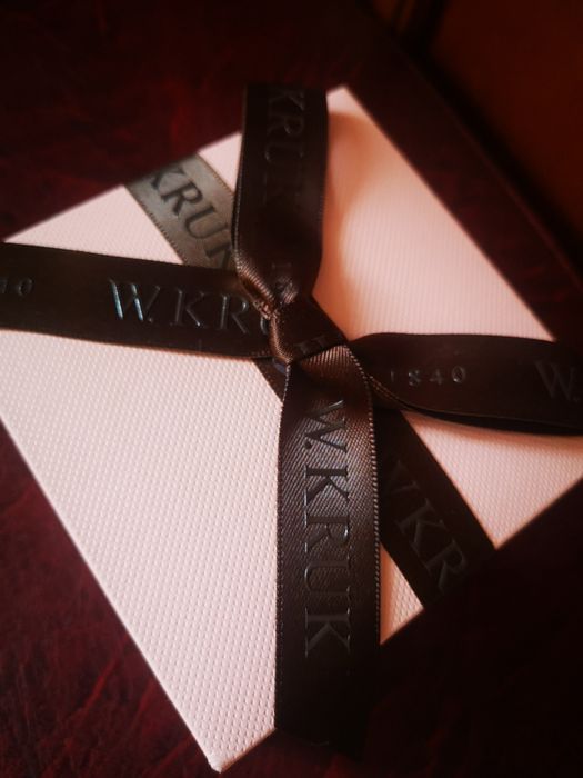 W. Kruk rózowe pudełko prezentowe nowe