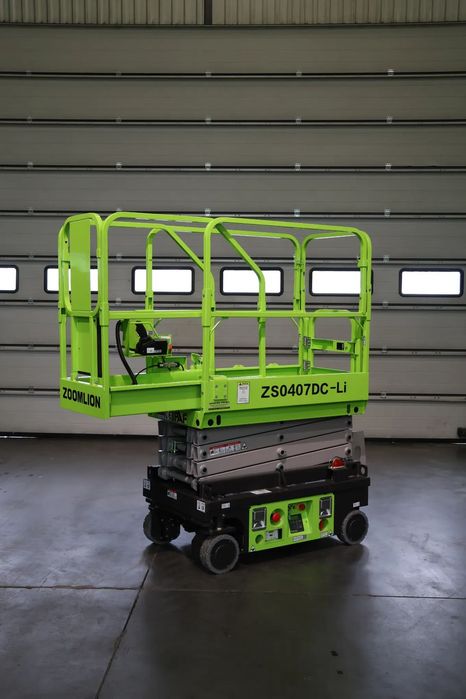 Zoomlion ZS0407DC-LI  Podnośnik ,zwyżka nożycowa Zoomlion ZS0407DC-LI idealna na busa, 6,5m