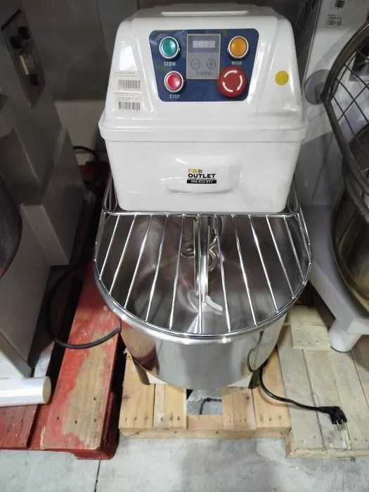 Amassadeira 30 litros - NOVA