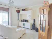 Apartamento T3 (4 assoalhadas), em ex...