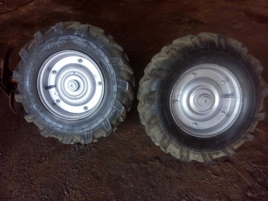 Rodas de moto-enxada