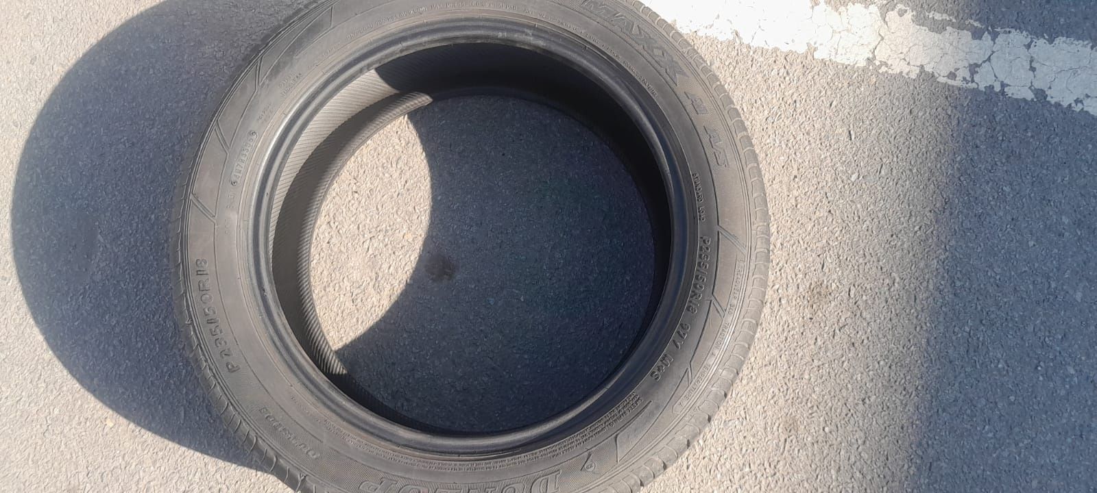 Автошинa 235 50 r18 Dunlop