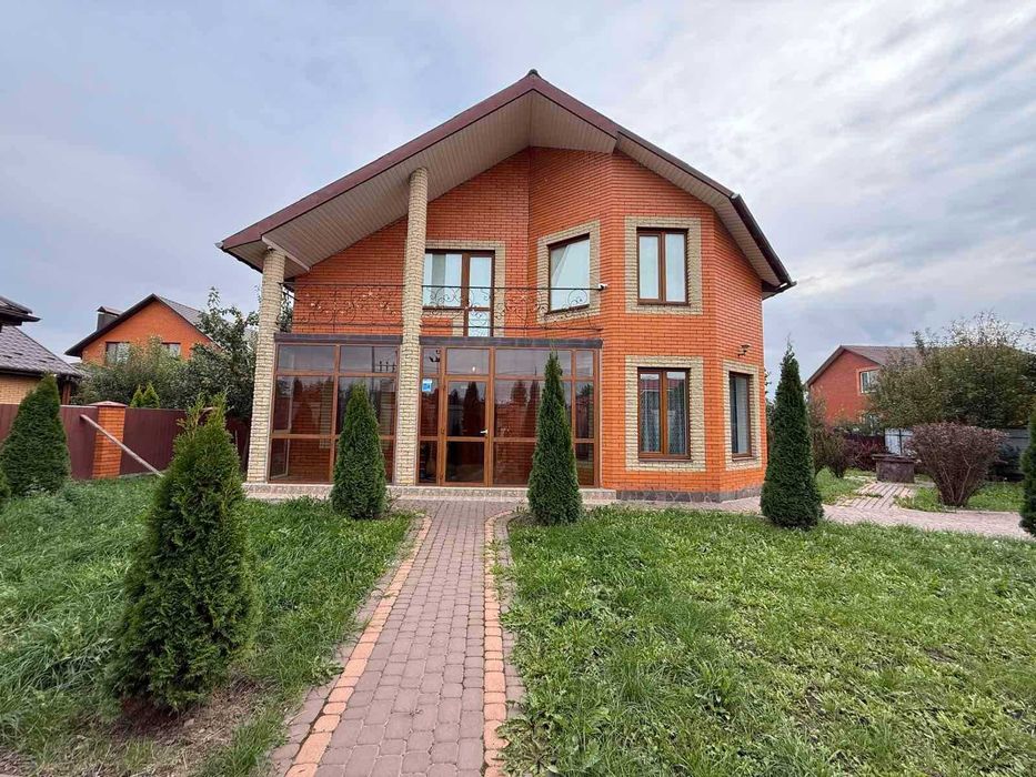 Продаж будинку на Старому місті