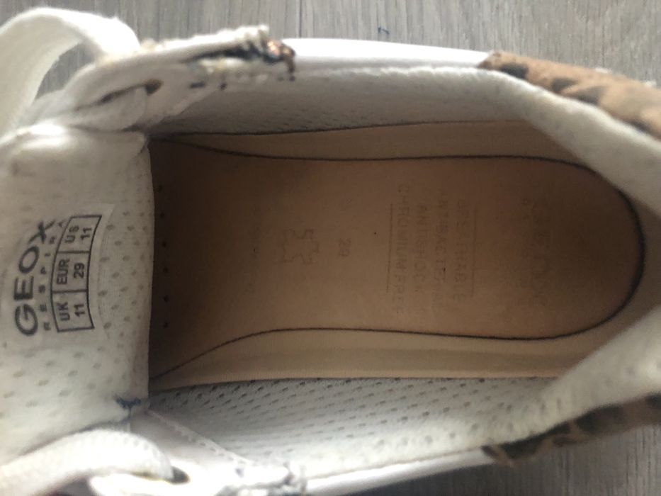 Tenis Geox 29 pele animal print portes gratis