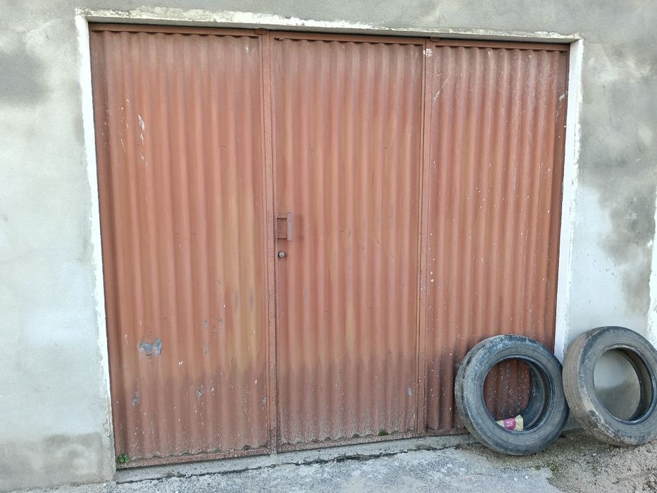 Portão Metálico Tripartido