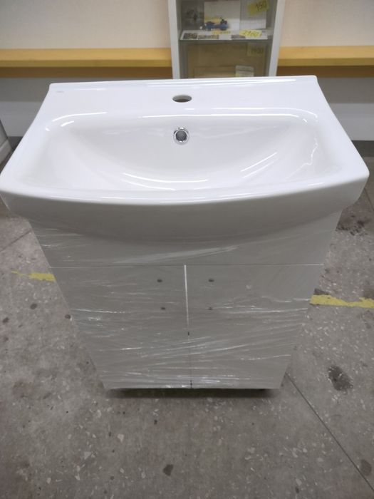 Умивальник з тумбою в ванну кімнату.