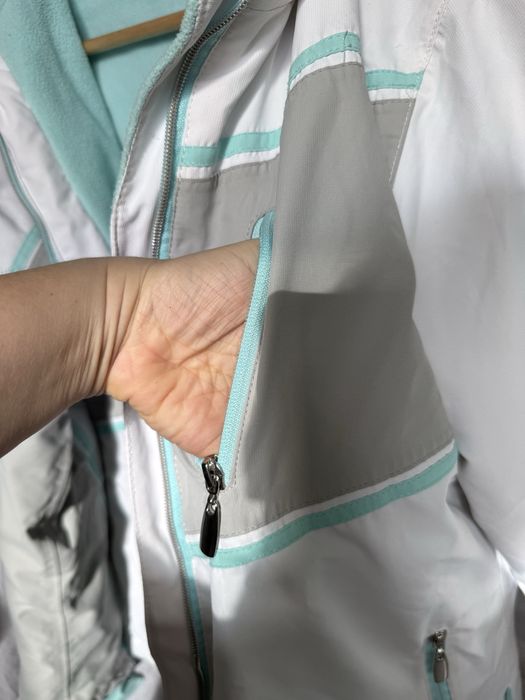 Зимова жіноча куртка, розмір М, лижна куртка