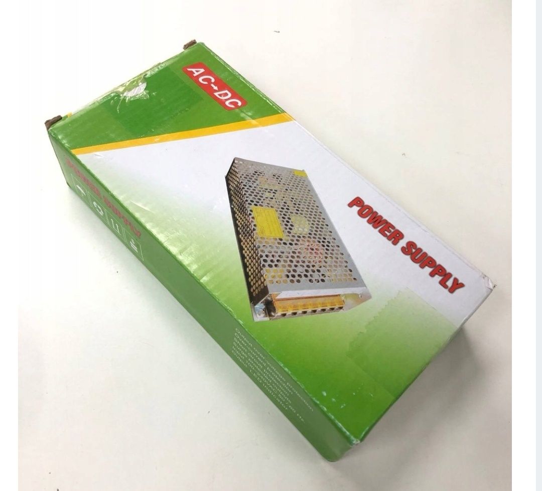 Zasilacz Uniwersalny Regulowany JC-180-12