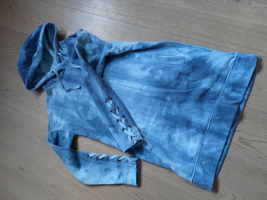 Bluza Hollister S kangurka z kapturem niebieska mega jakość kurtka