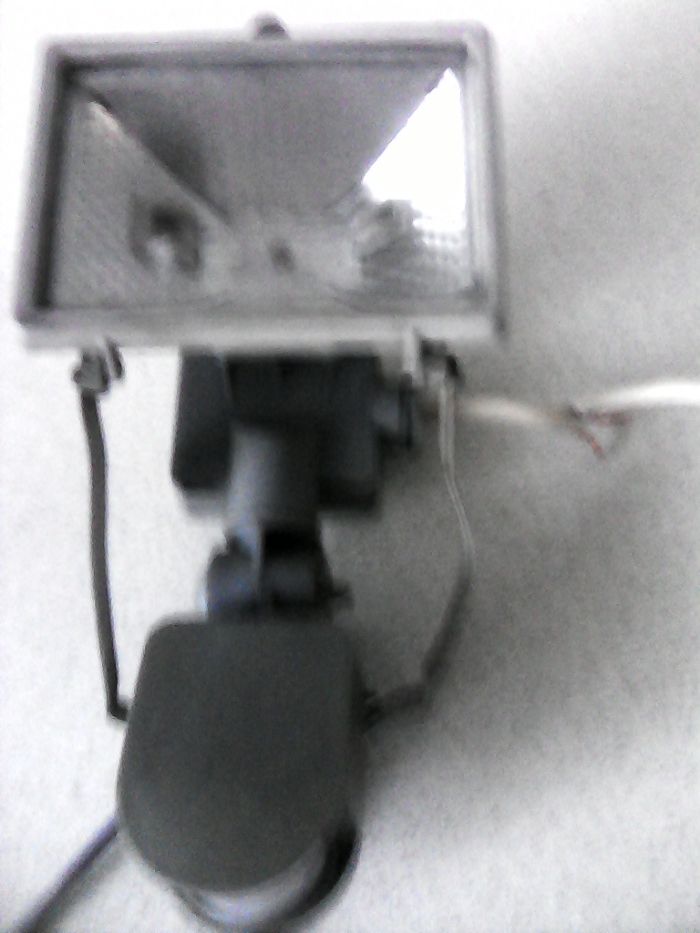 Projektor z czujnikiem Model HZD 101 IP-44