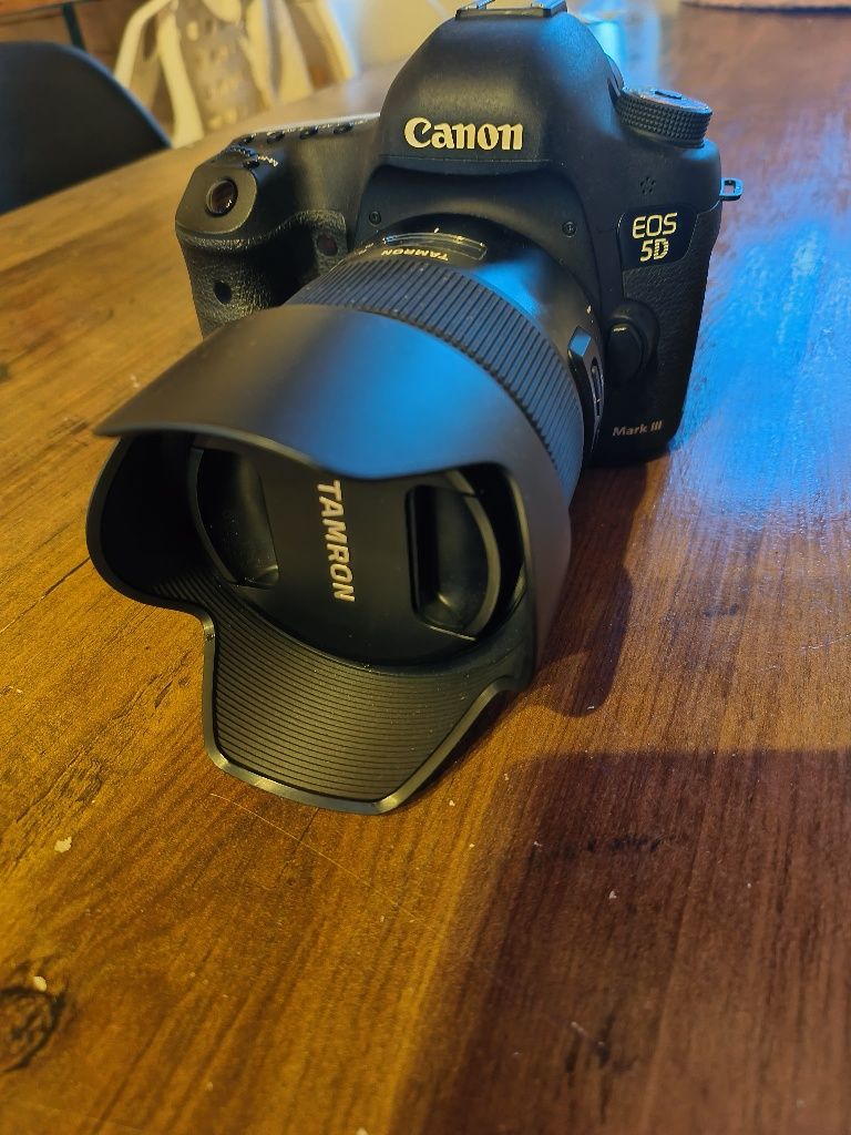 Canon 5D Mark3 + Tamron 35mm 1.8