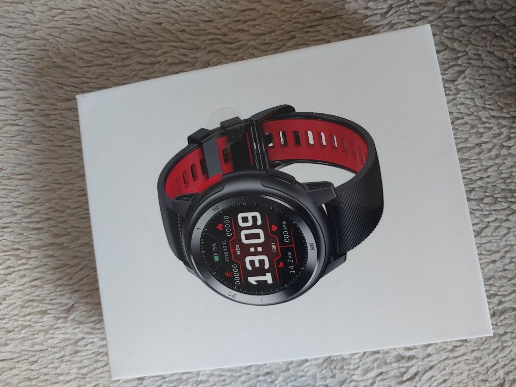 Smartwatch damski Roneberg