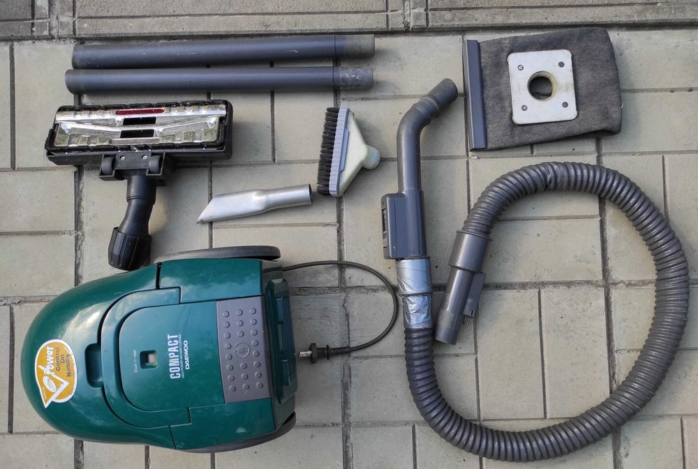 Порохотяг Daewoo RC105
