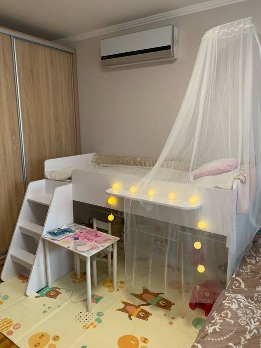 Ліжко дитяче бу в гарному стані