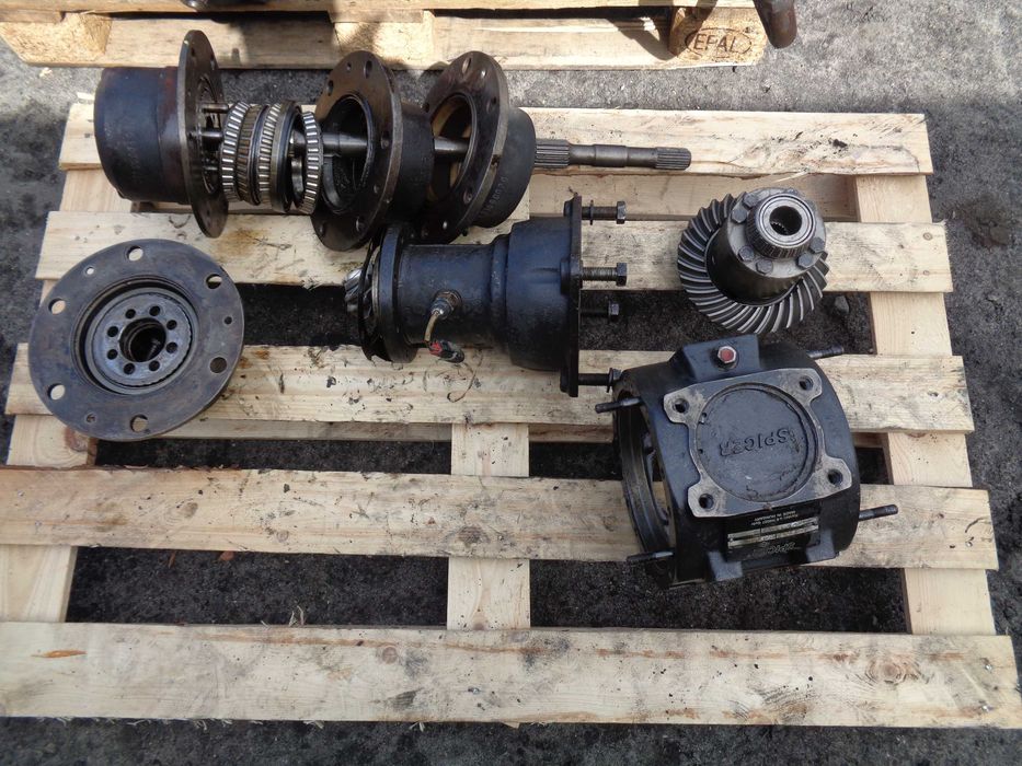 Most Spicer 171/364 mechanizm różnicowy części 1044.933-9