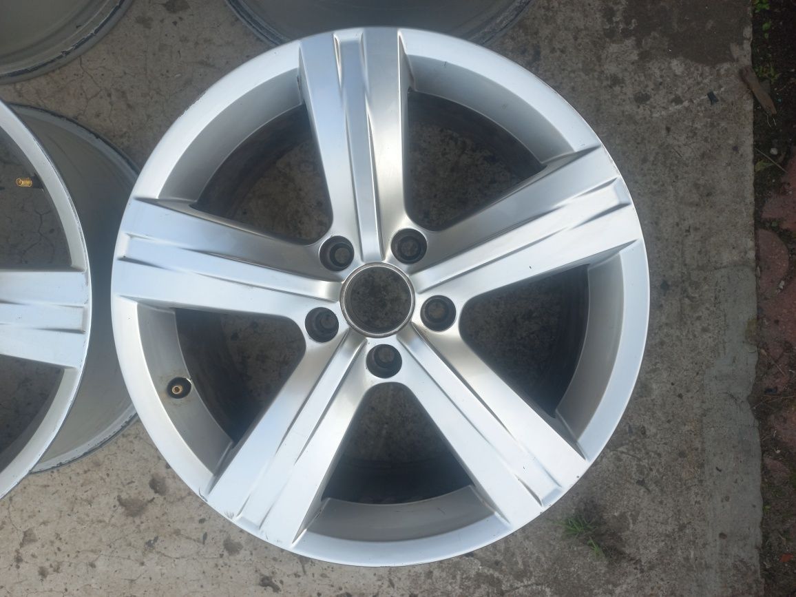 Alufelgi R17 5x112 et 47 Vw Passat b6 b7 Eos