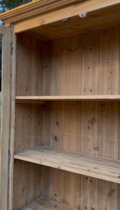 Sosnowa  biblioteczka , drewniana biblioteka