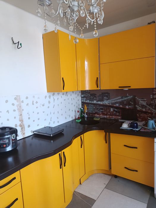 Кухня б у продам