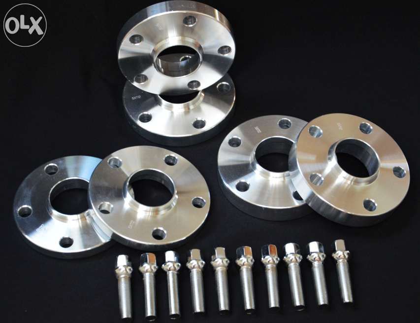 DYSTANSE +ŚRUBY do poszerz osi BMW E30 E36 E60 E90 10,15,20,25,30mm