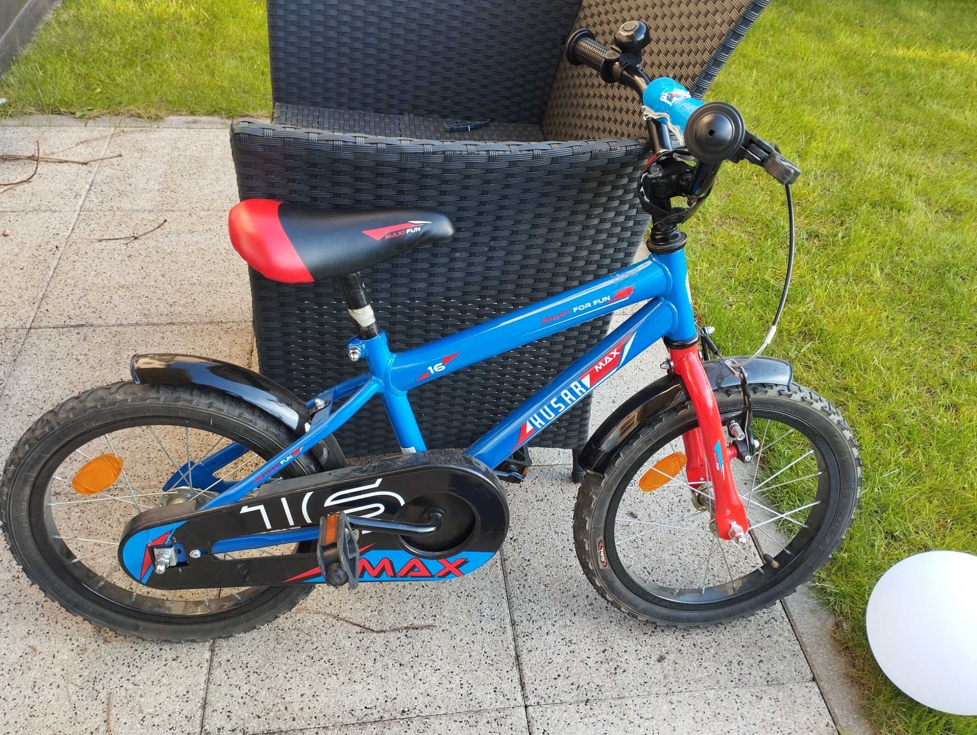 Rowerek dziecięcy 16cali + kask+ drążek do nauki jazdy