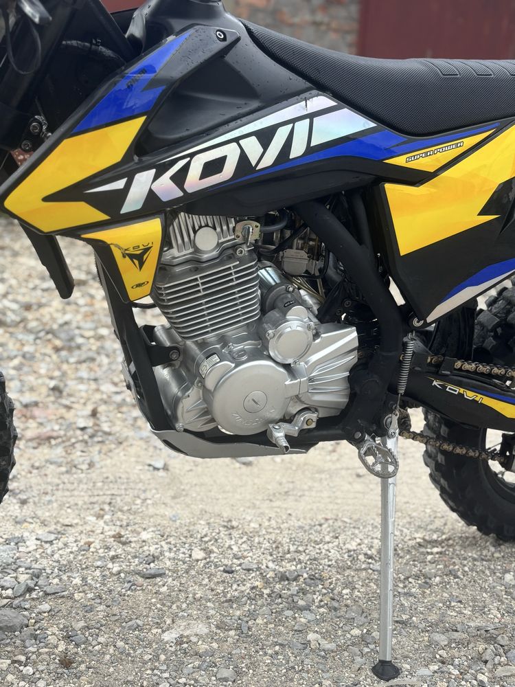 Продам мотоцикл kovi advance300