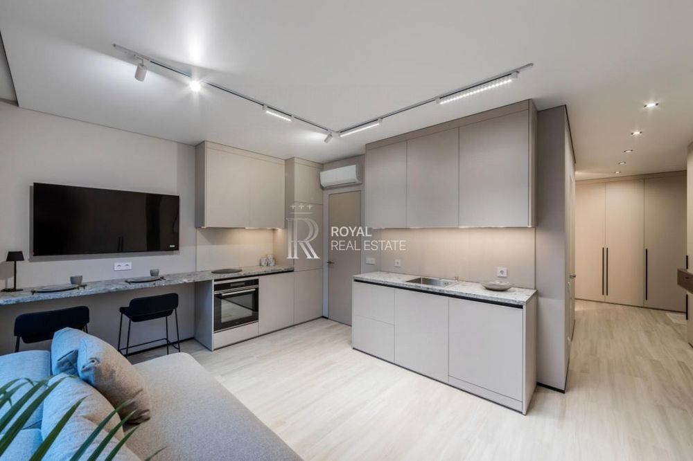 Продаж квартири Київ 2к 43м2 ЖК Новопечерська Вежа вул Михайла Бойчука