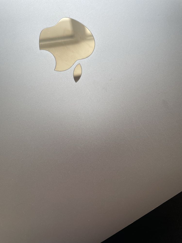 Ноутбук macbook air 2019 1,6GHz intel core i5 16gb/256gb