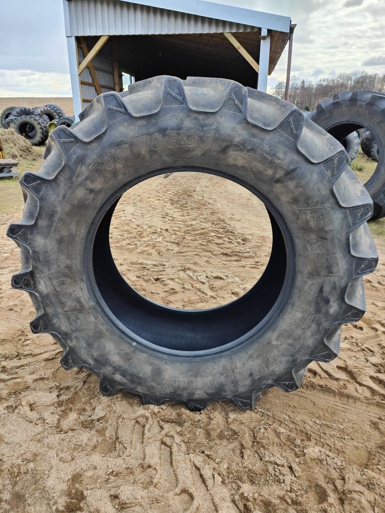 Opona jak Nowa 580/70 R -38 BKT AGRI MAX RT765 99% bieżnika