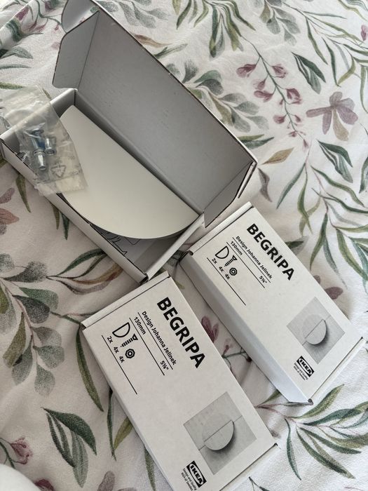 5 półokrągłych uchwytów do szafy ikea begripa