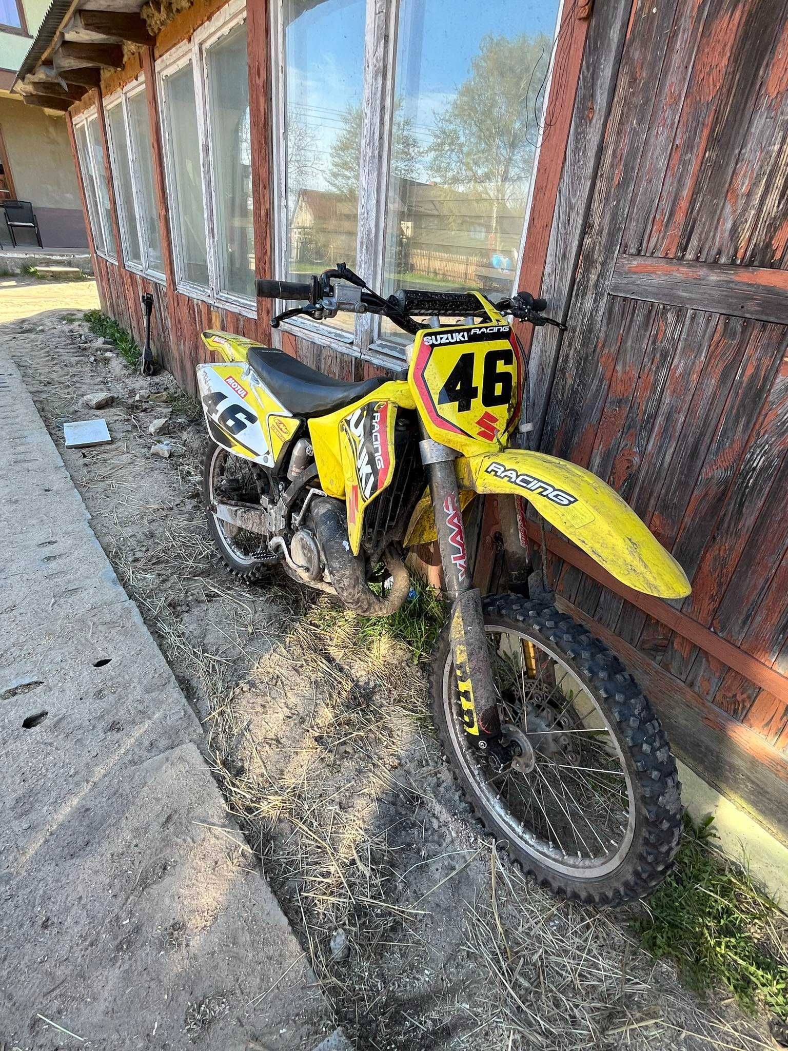 Suzuki RM 125  2004