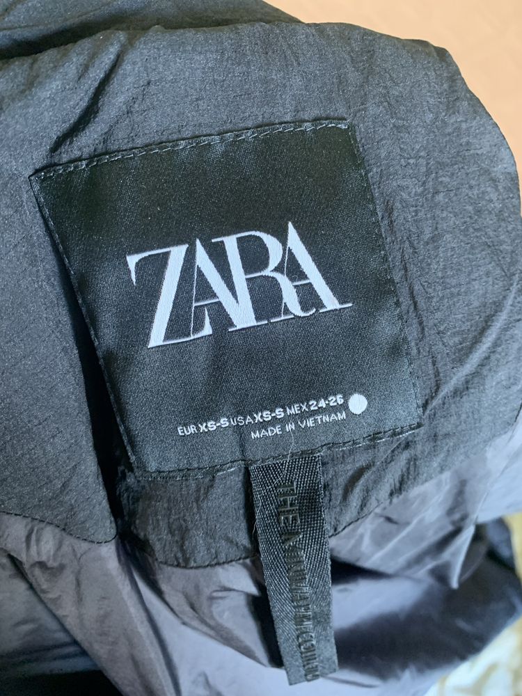 Продам пуховик Zara