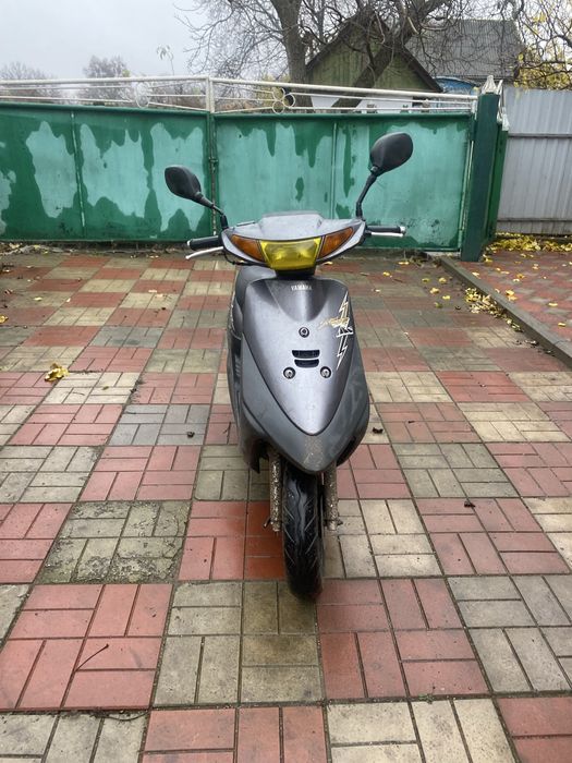 Продам скутер ямаха  супер джог