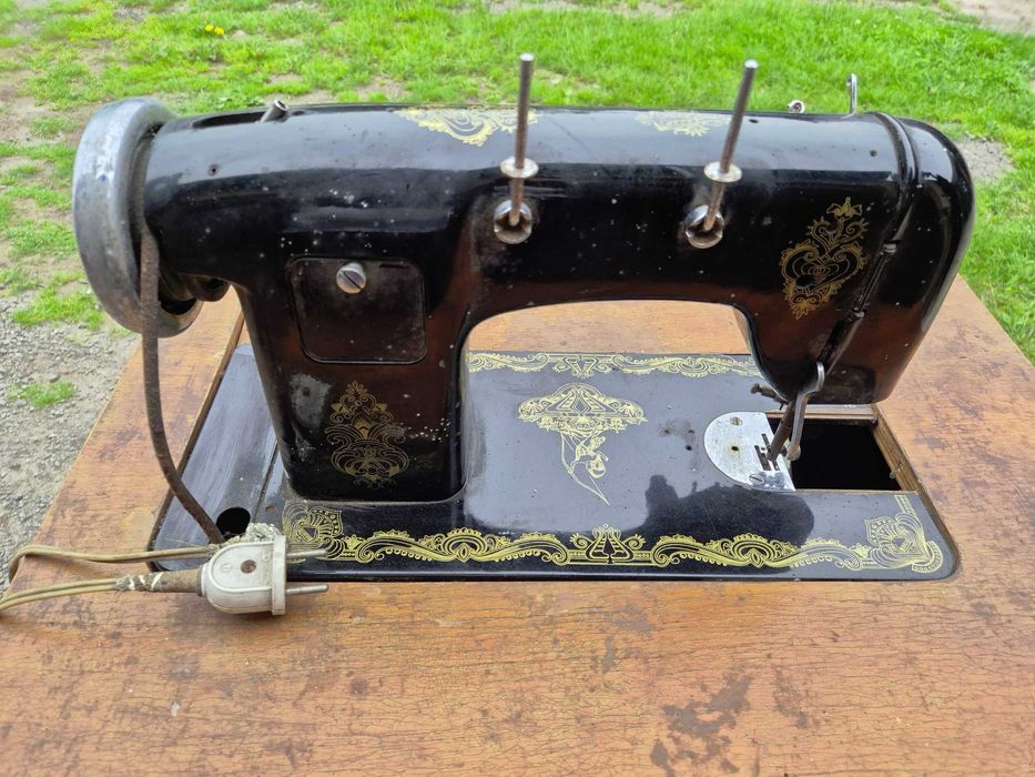 stara maszyna do szycia