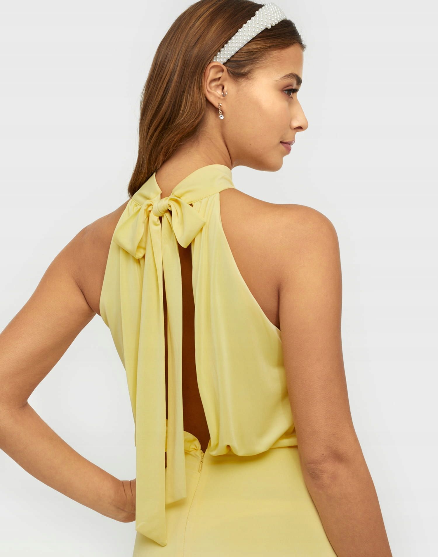 NELLY Suknia balowa wiązana na szyi żółta S 36