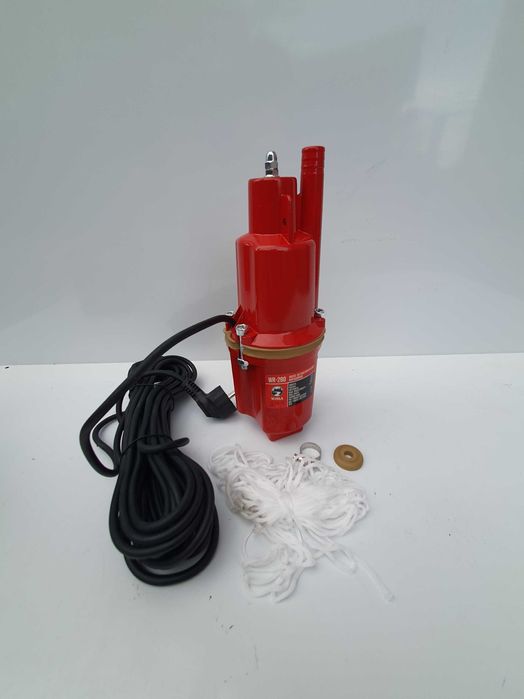 вибрационный Насос Малиш-Дачник -Урожай (ТІЛЬКИ ДОСТАВКА ПОШТОЮ)