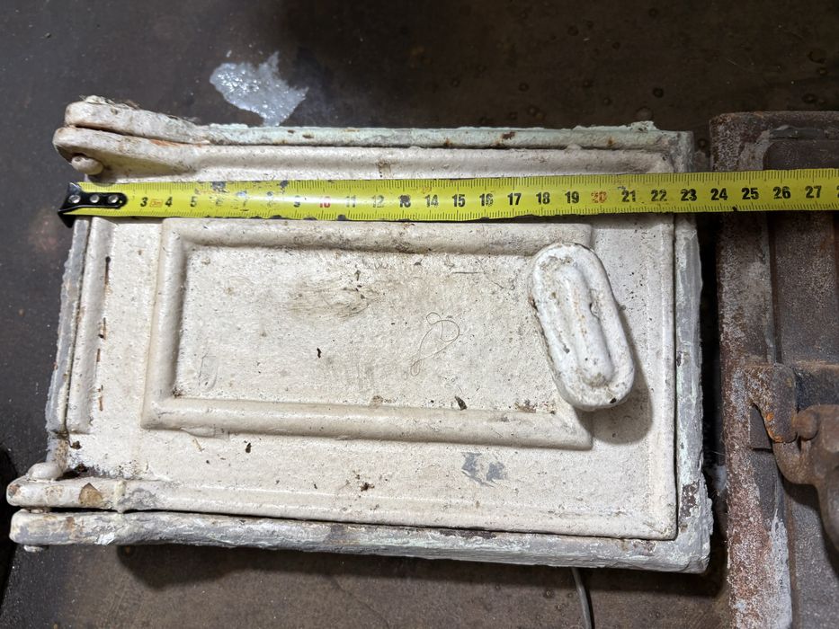 Двери для топки печки