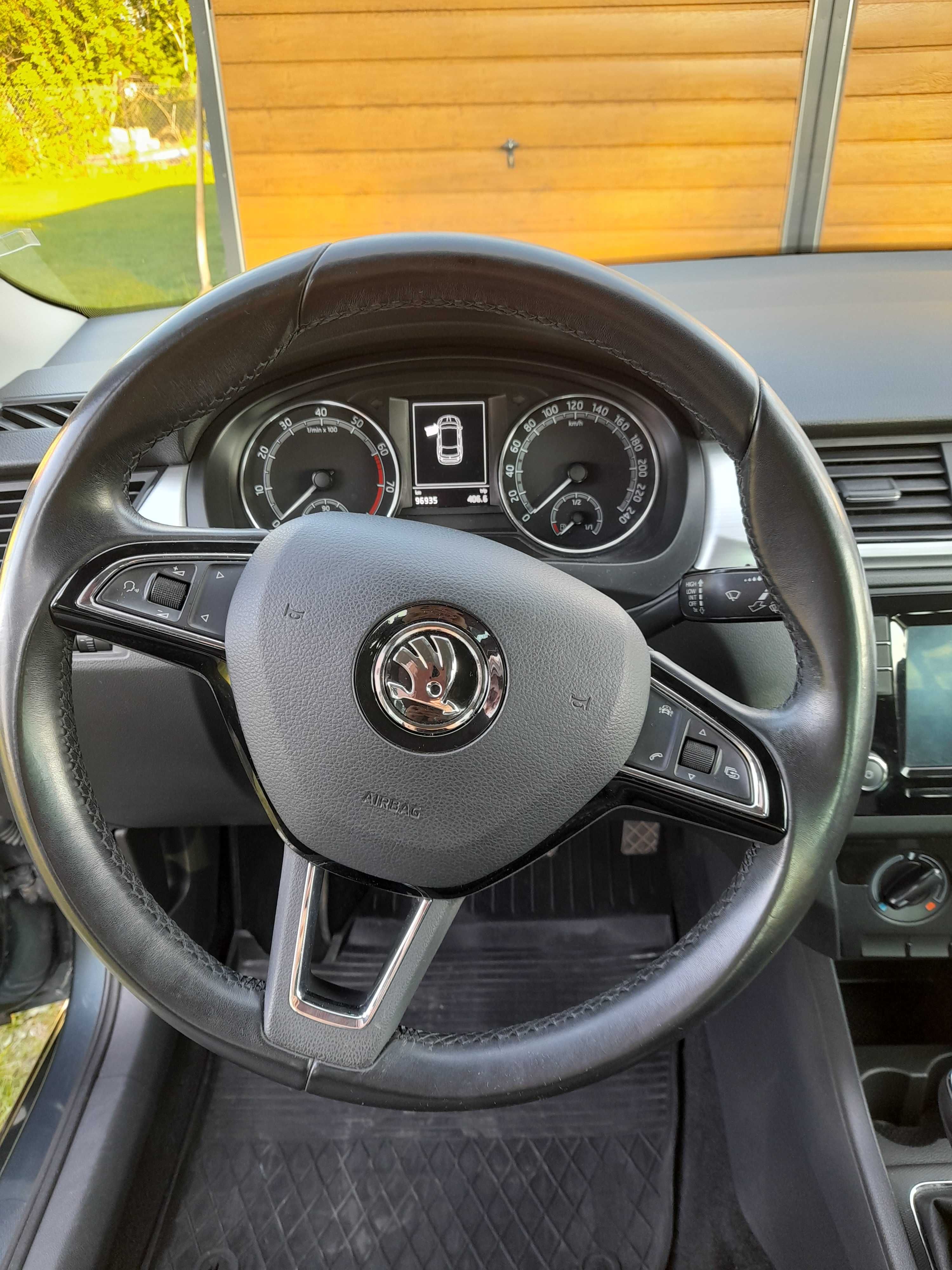 Skoda Rapid 1.0 Tsi  Spaceback