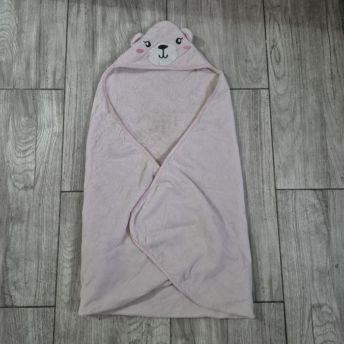 Duży różowy ręcznik z kapturkiem dla dziecka, 88x100 cm
