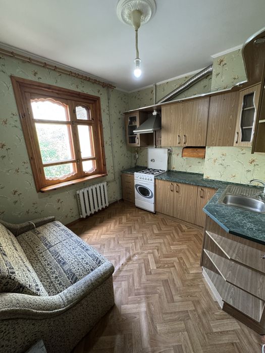 Продажа однокомнатная квартира 3/5 Таврический