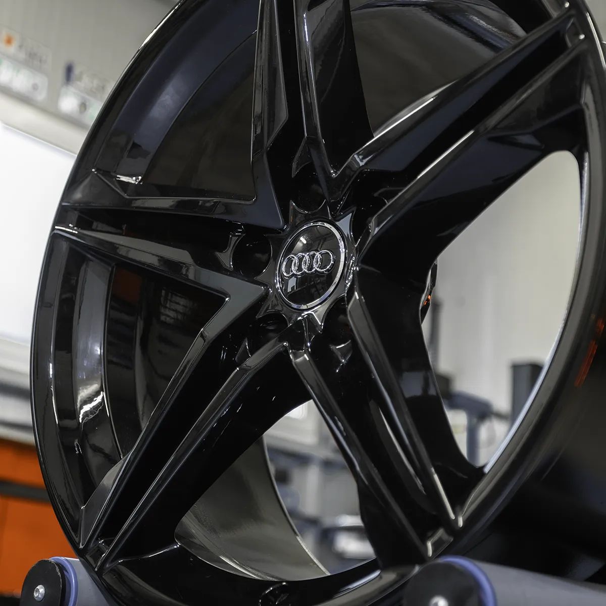 Oryginalne Felgi Audi 18 A3 A4 A6 A8 Q2 Q3 Q5 TT