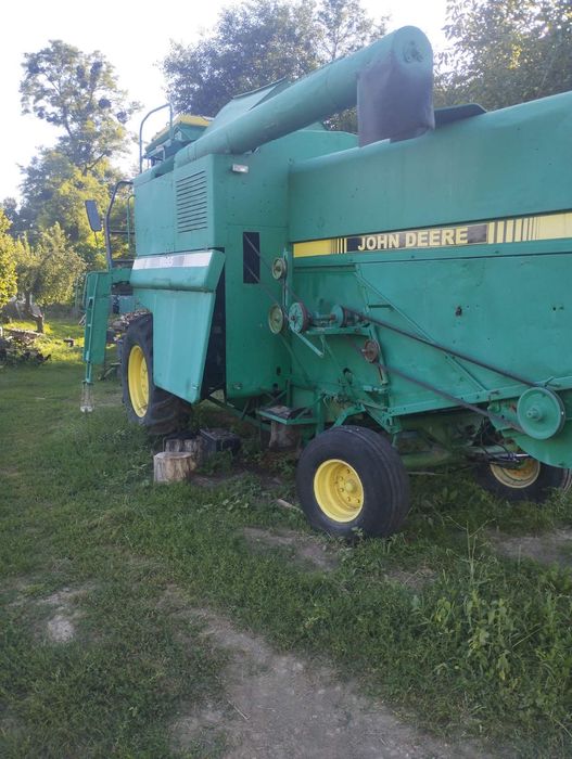 John Deere 1055 комбайн