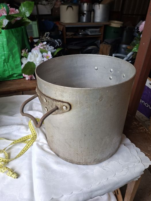 Garnek 30 l używany