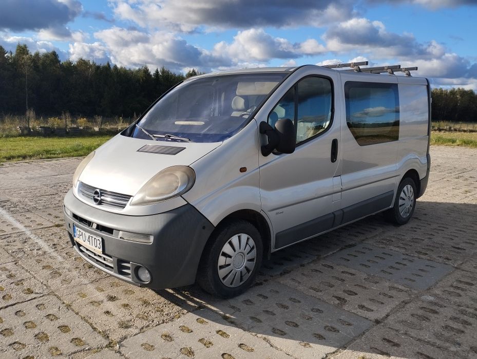 Opel Vivaro 2002/ 1 wlasciciel / 6 osobowy bragadówka zabudowa holende