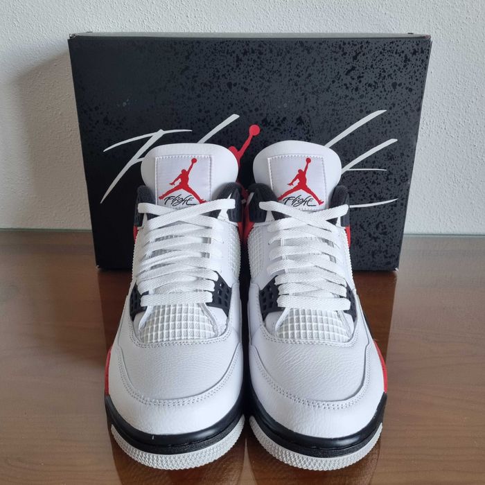 Air Jordan 4 "Red Cement" - Tamanho 42