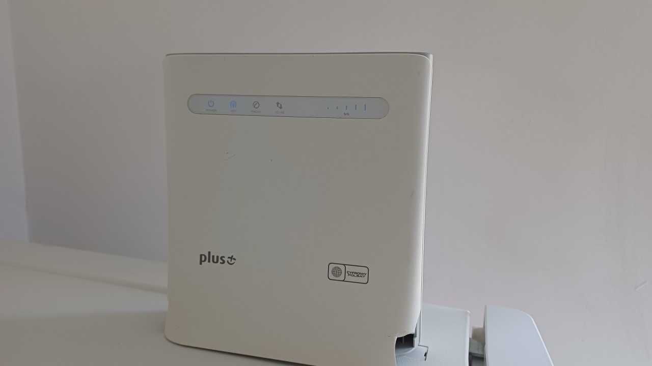 Router LTE ZTE MF286R